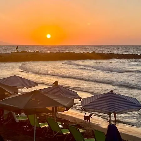 Cozy 10 Meters Form The Golden Hersonissos (Crete)