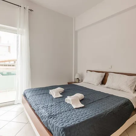Cozy 10 Meters Form The Golden Apartmán